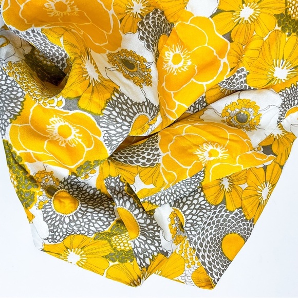 VINTAGE BEAUTY Floral Yellow and White Sleeveless Dress - Picture 10 of 16